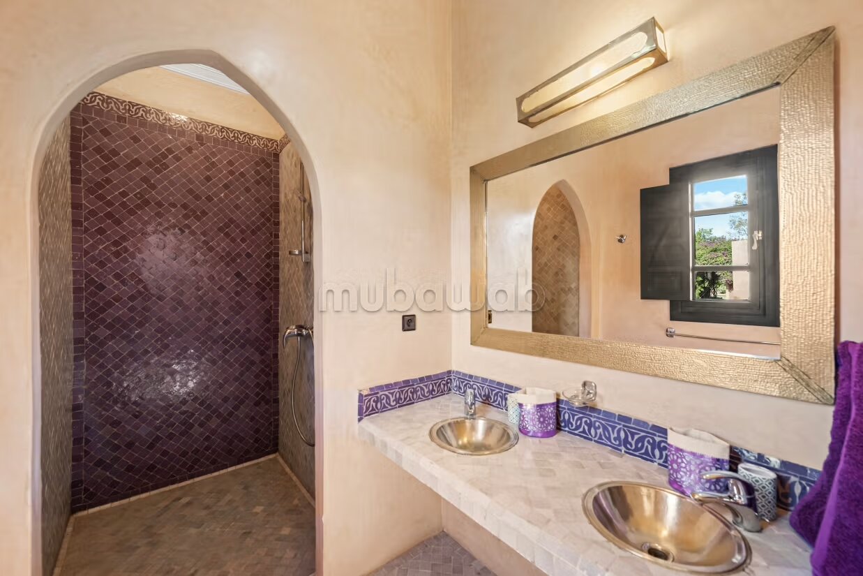 Villa 338 m² rénovée avec piscine et rooftop à vendre à Marrakech — Photo 9