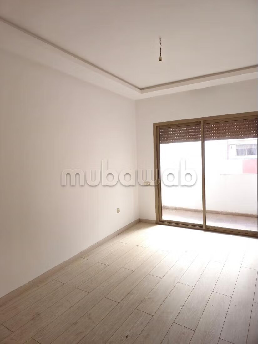 شقة 82 م² للإيجار في الدار البيضاء (حي المستشفيات) — Photo 4