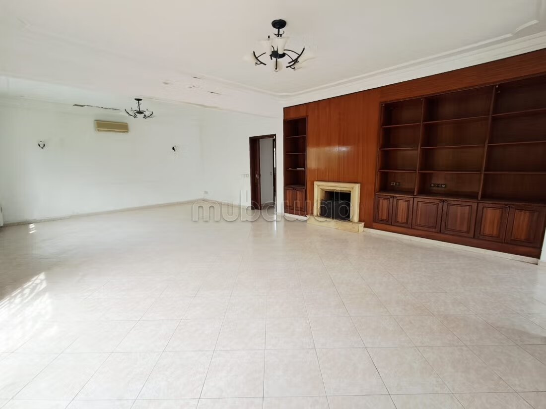 Villa 1000 m² à louer à Rabat (Hay Riad) — Photo 3