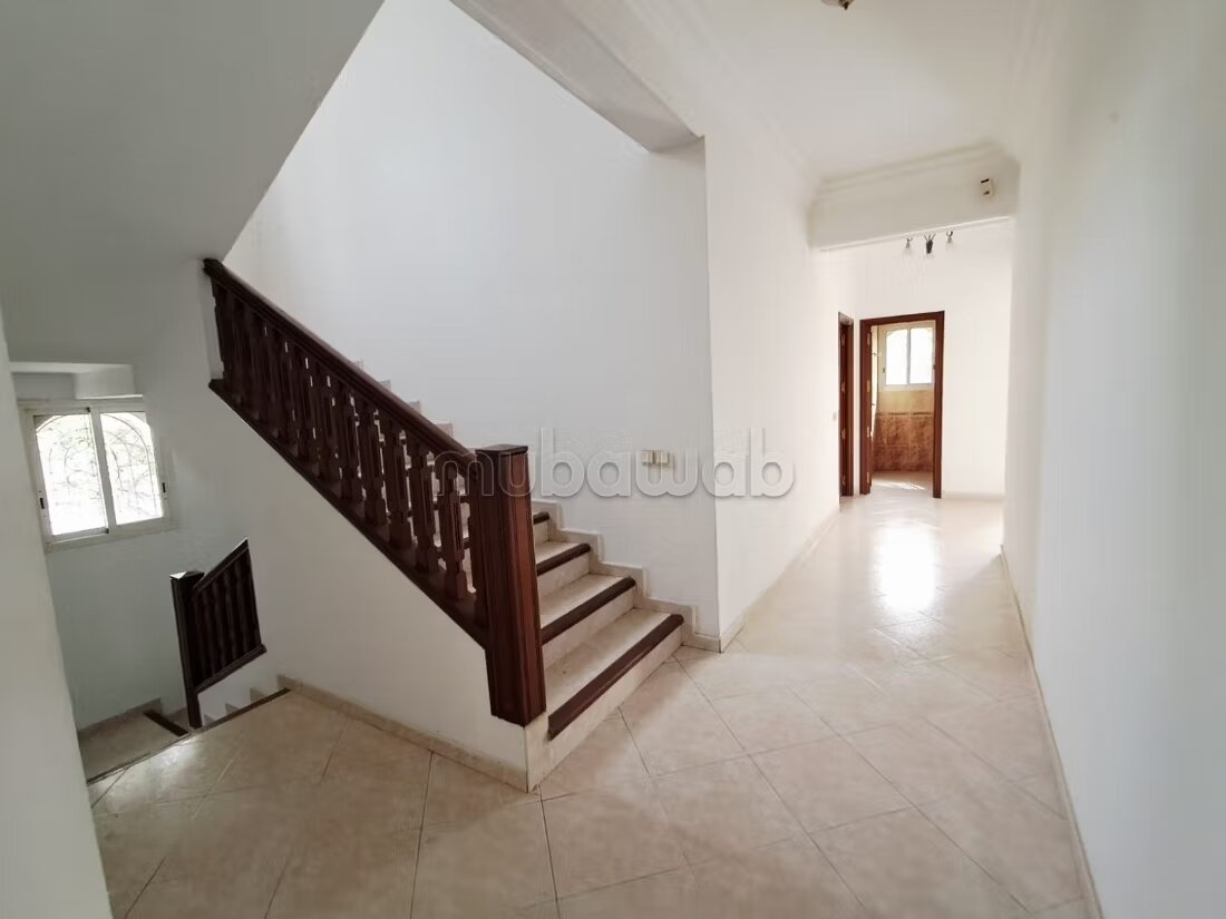 Villa 1000 m² à louer à Rabat (Hay Riad) — Photo 7