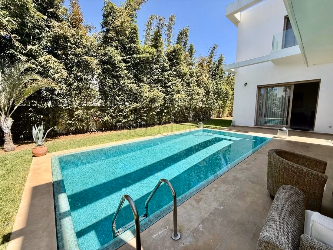 Villa 800 m² for rent in El Menzeh — Photo 2