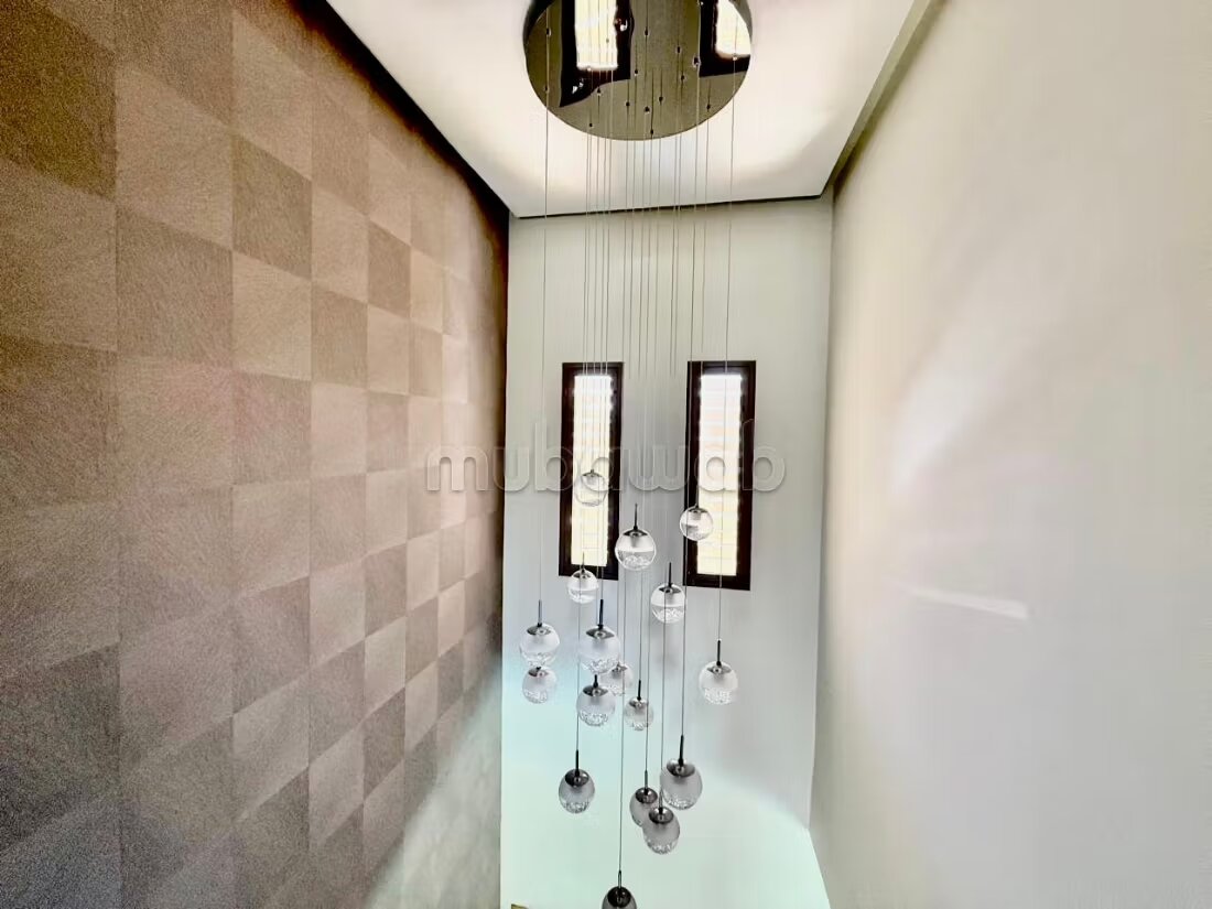 Villa 800 m² for rent in El Menzeh — Photo 7
