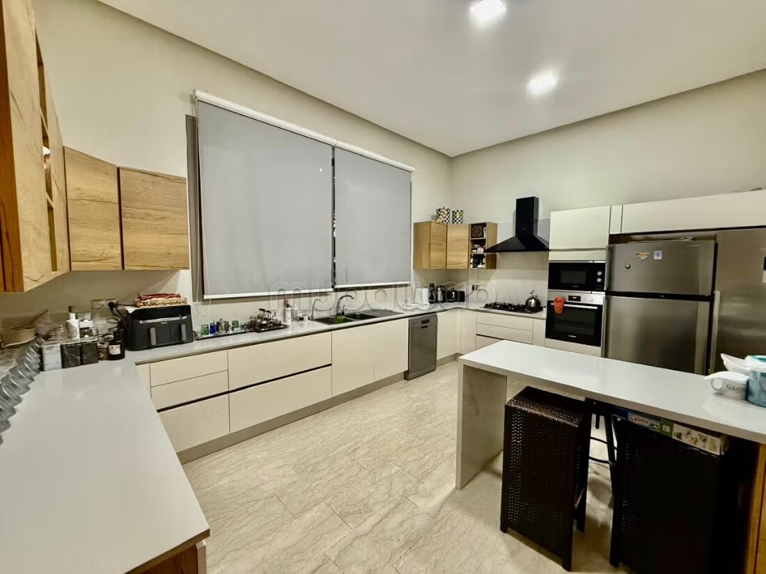 Villa 800 m² for rent in El Menzeh — Photo 15