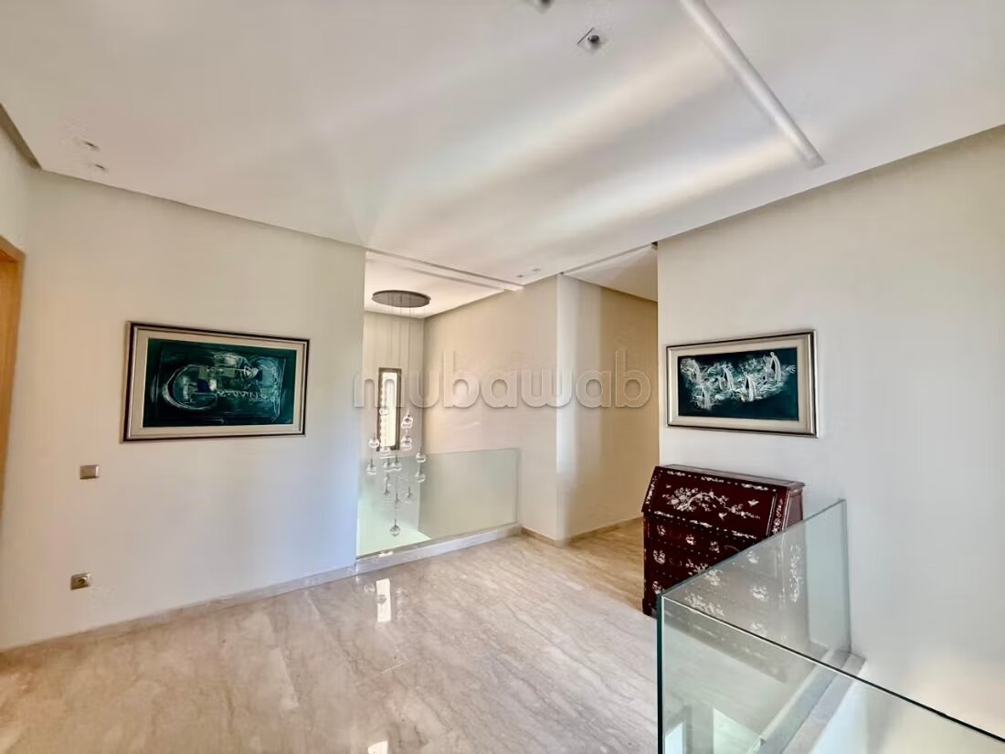 Villa 800 m² for rent in El Menzeh — Photo 25
