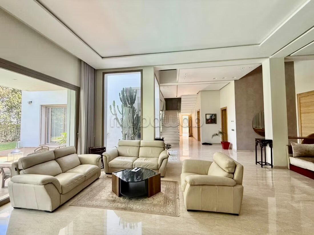 Villa 800 m² for rent in El Menzeh — Photo 26