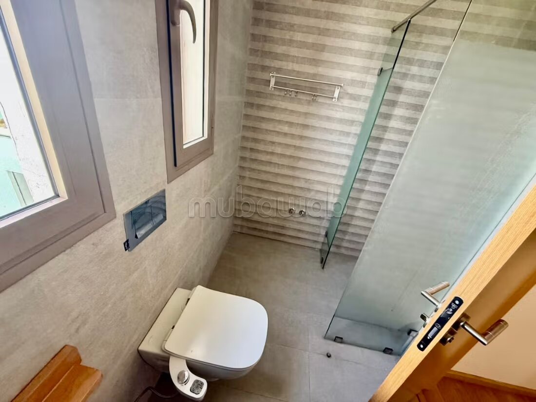 Villa 800 m² for rent in El Menzeh — Photo 32