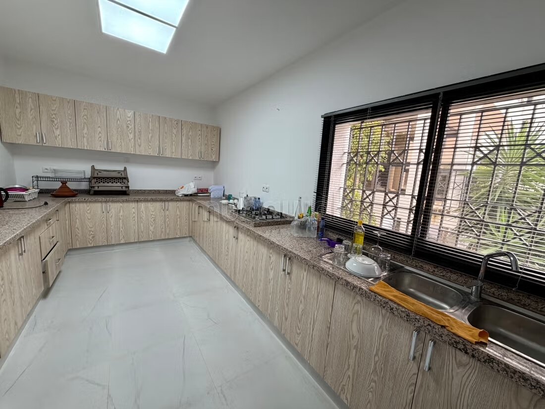 Apartment 266 m² for rent in Rabat (Hay Riad) — Photo 10