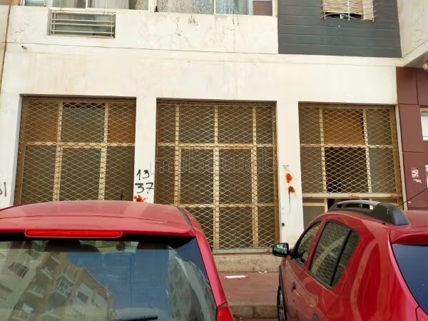 65m² Commercial Space for Rent in Beauséjour — Photo 18