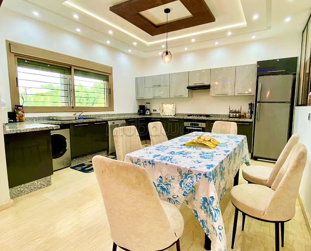 Villa 5 bedrooms 200 m² for rent in Marrakech — Photo 12
