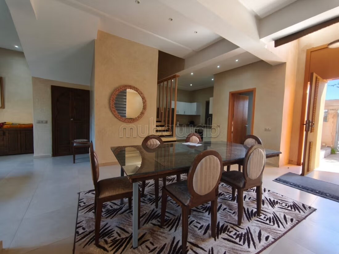 Villa 250 m² for rent in Marrakech — Photo 24
