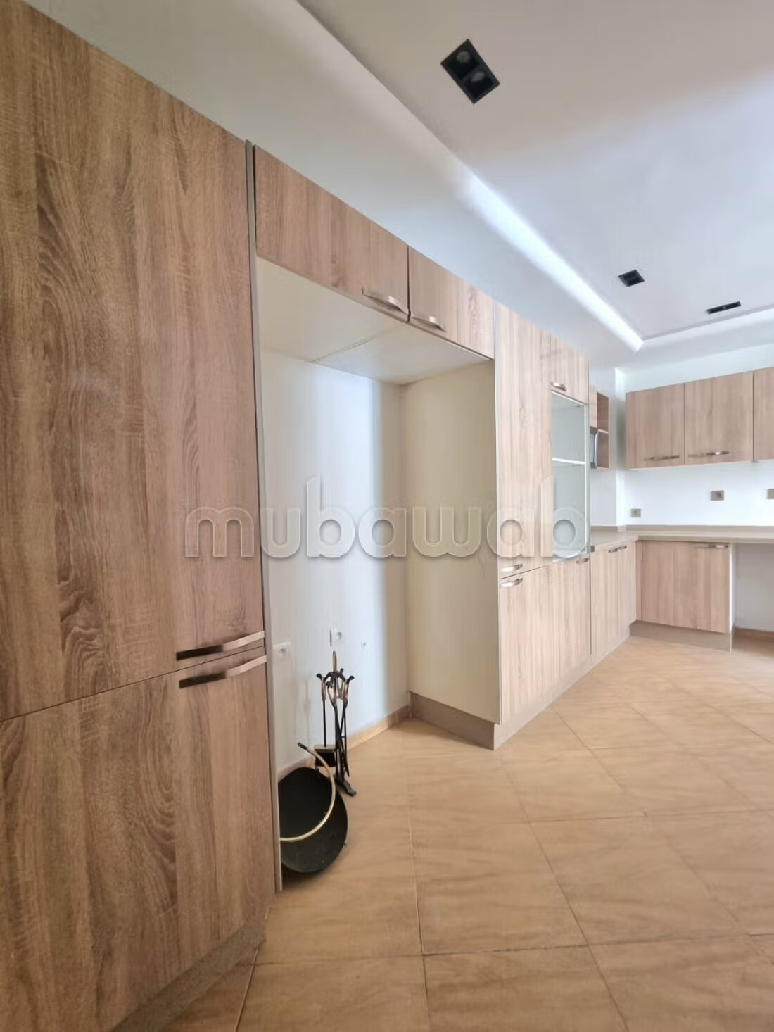 210 m² Apartment for Rent in Casablanca — Photo 13