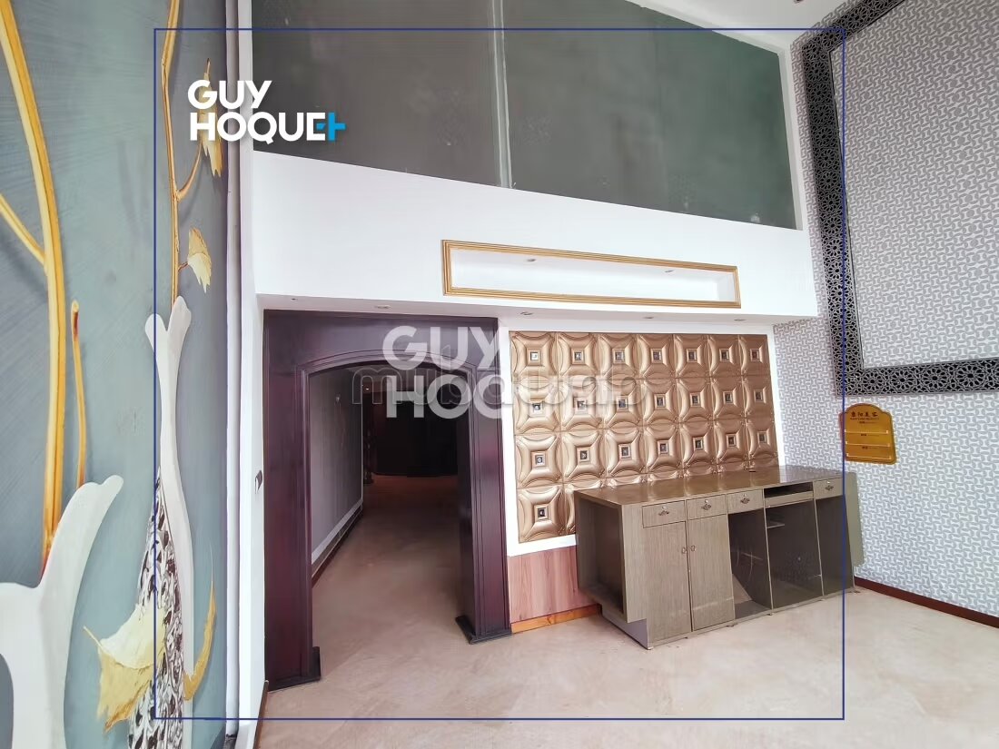 Local commercial 318 m² à vendre — Photo 4