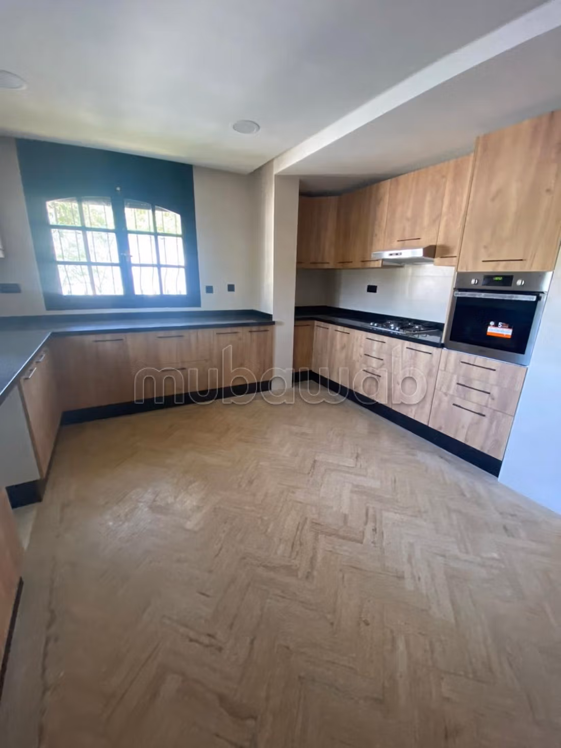 Villa 600 m² à louer à Rabat (Hay Ryad) — Photo 3