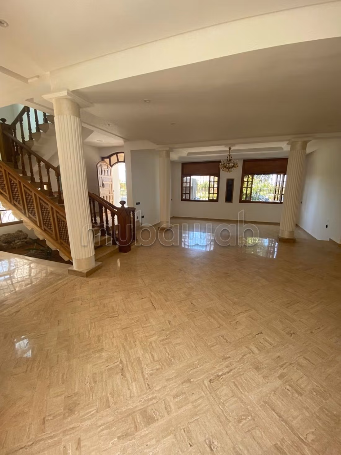 Villa 600 m² à louer à Rabat (Hay Ryad) — Photo 11
