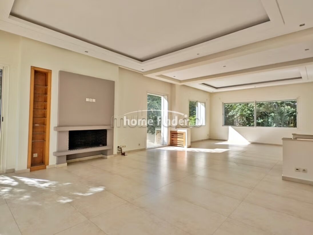 فيلا حديثة 649 م² للبيع في الدار البيضاء (ال oasis) — Photo 4