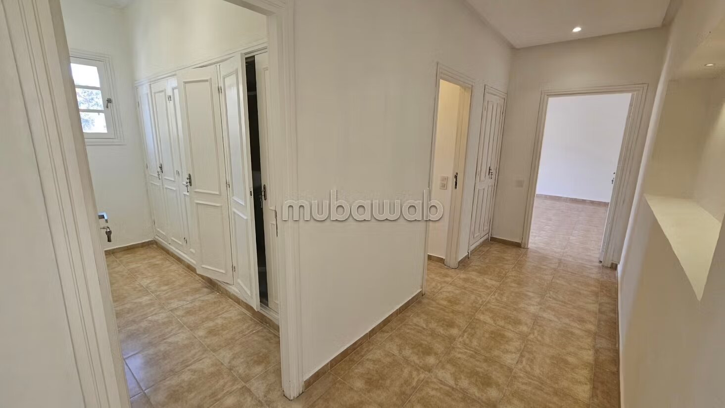 Villa 700 m² à louer à Casablanca — Photo 21