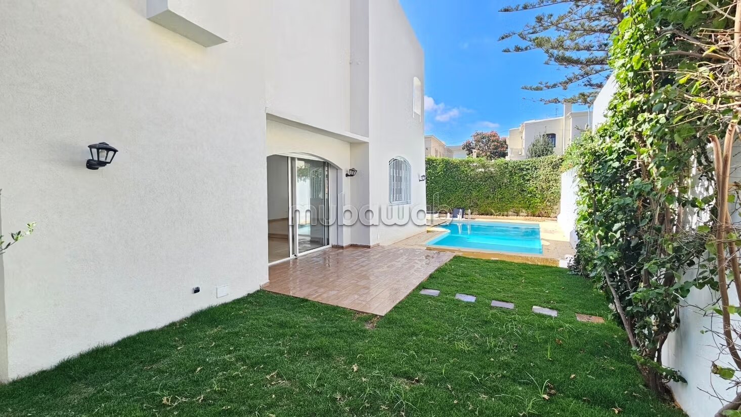 Villa 700 m² à louer à Casablanca — Photo 4