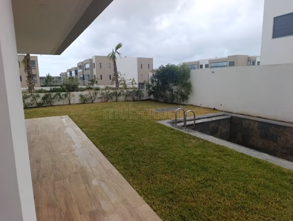 Appartement 170 m² à louer à Casablanca (Dar Bouazza) — Photo 3