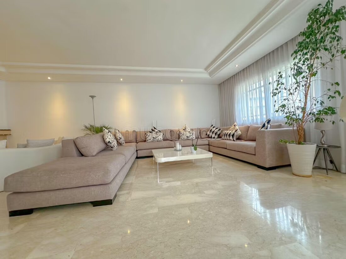 Appartement meublé 180 m² à louer à Casablanca — Photo 4