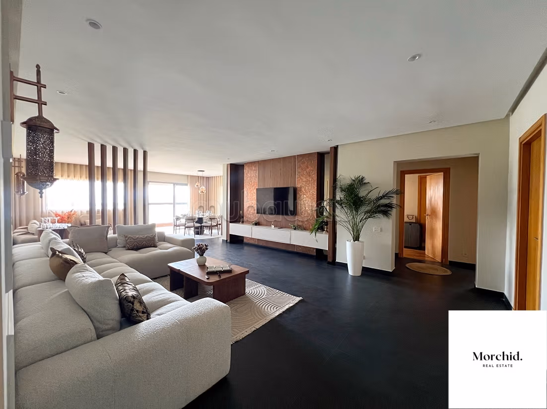 202 m² Apartment for Rent in Casablanca — Photo 2
