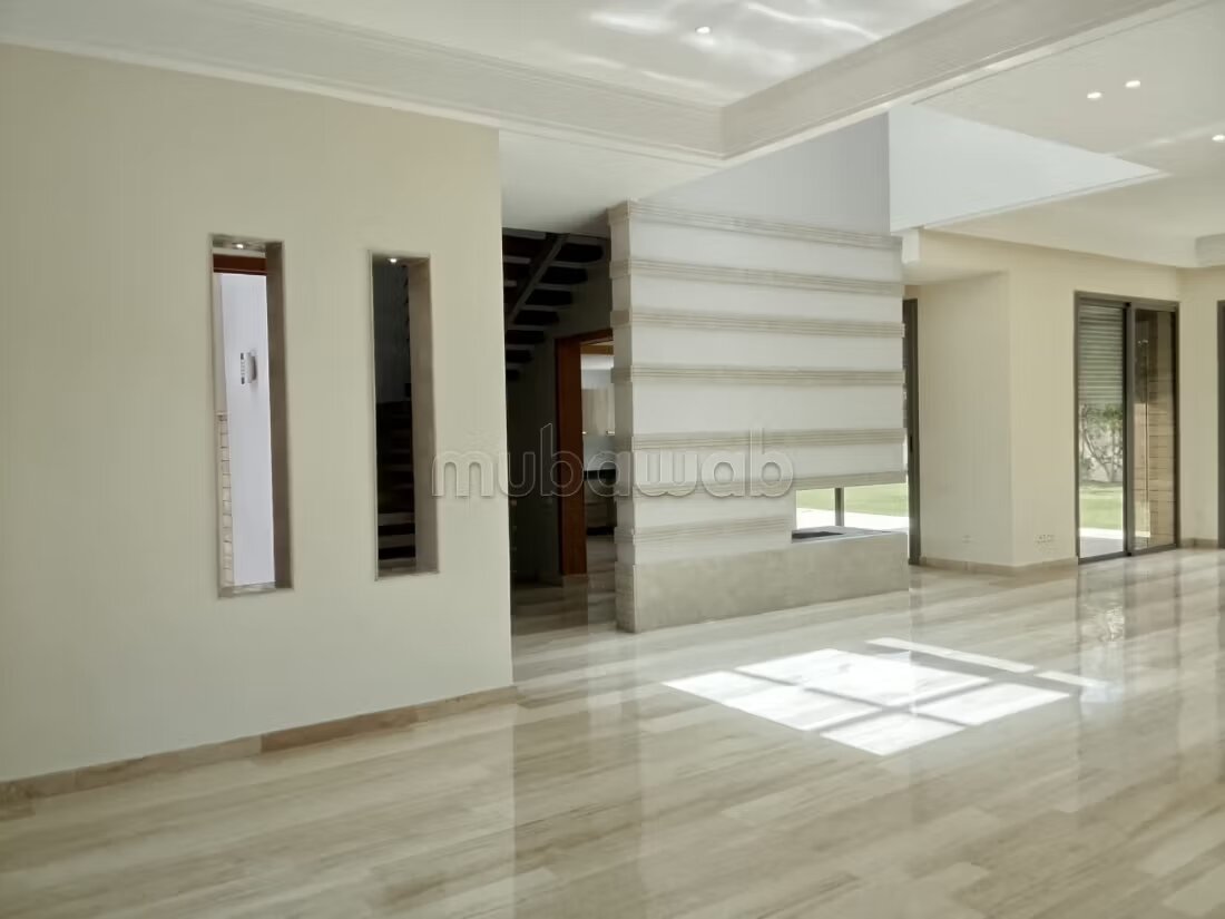 Villa 450 m² à louer à Casablanca — Photo 6