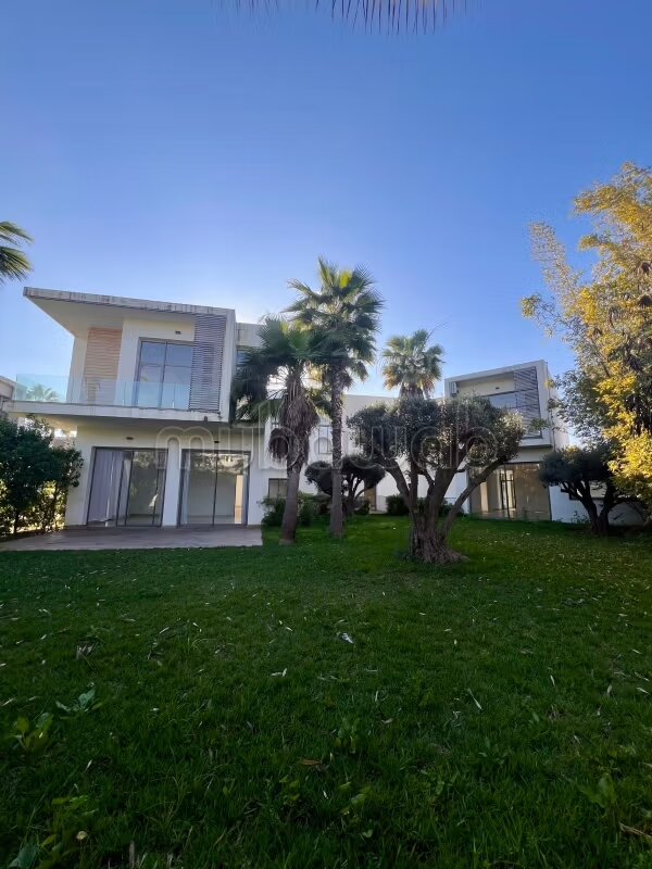 Villa 605 m² for rent in Casablanca — Photo 7
