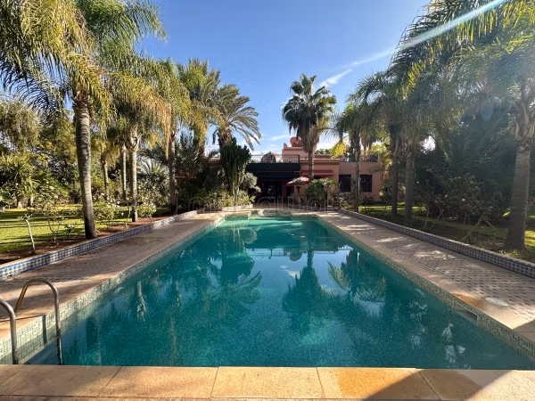 Exceptional Villa for Sale – 1500 m² – Marrakech — Photo 6