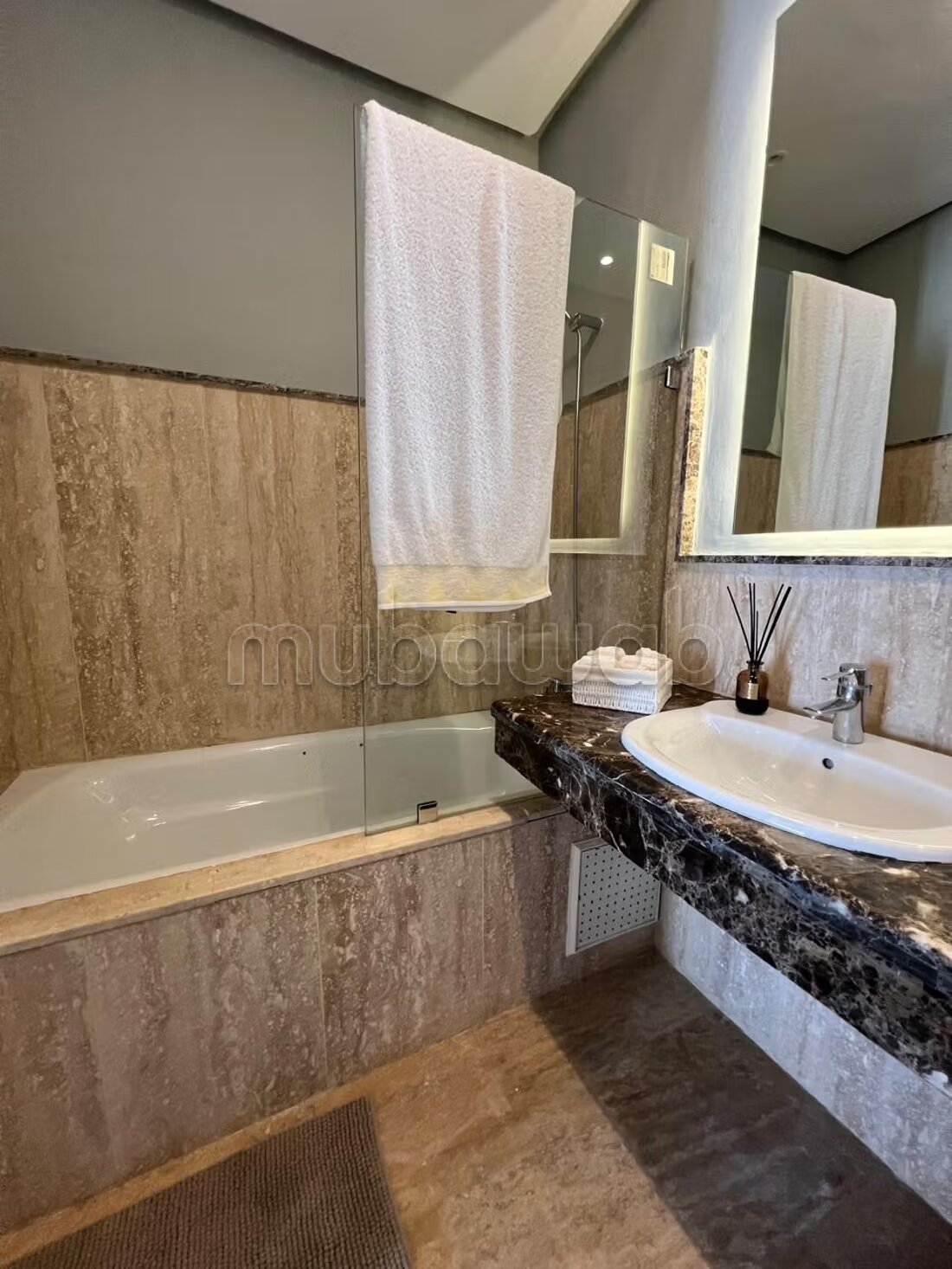 Appartement 130 m² à louer à Tanger (3 pièces) — Photo 9