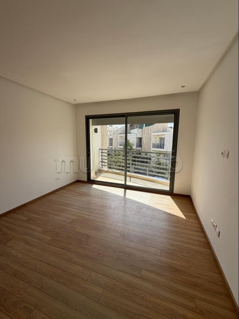 Villa 220 m² à louer à Dar Bouazza — Photo 178