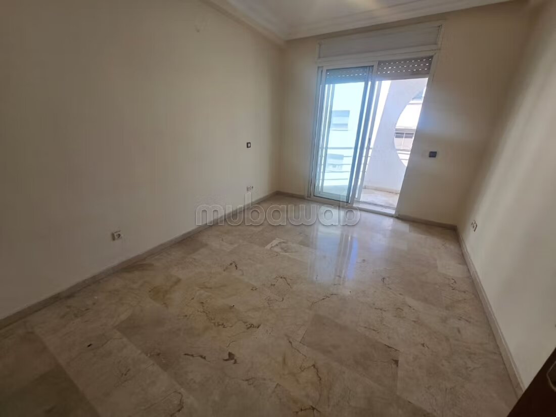 Appartement 140m2 avec terrasse et ascenseur à vendre à Casablanca — Photo 2