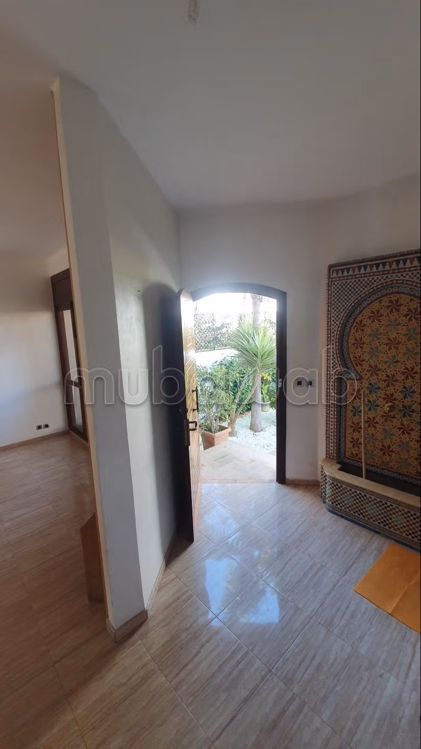 Villa 320 m² for rent in Casablanca — Photo 21