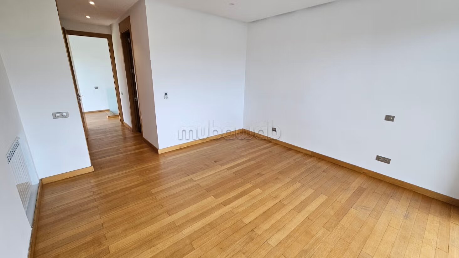 فيلا 600 م² للإيجار في الدار البيضاء — Photo 12