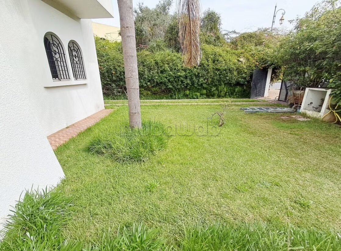 Villa 1000 m² à louer à Rabat – Hay Riad — Photo 2