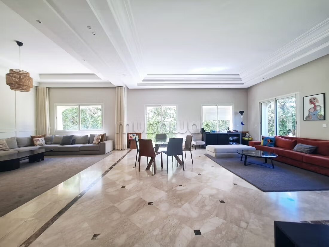 Villa 500 m² à louer à الدار البيضاء (Ain Diab) — Photo 3