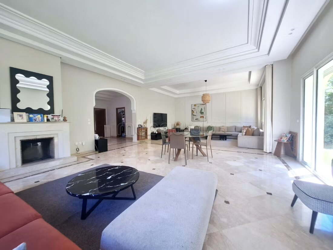 Villa 500 m² à louer à الدار البيضاء (Ain Diab) — Photo 8