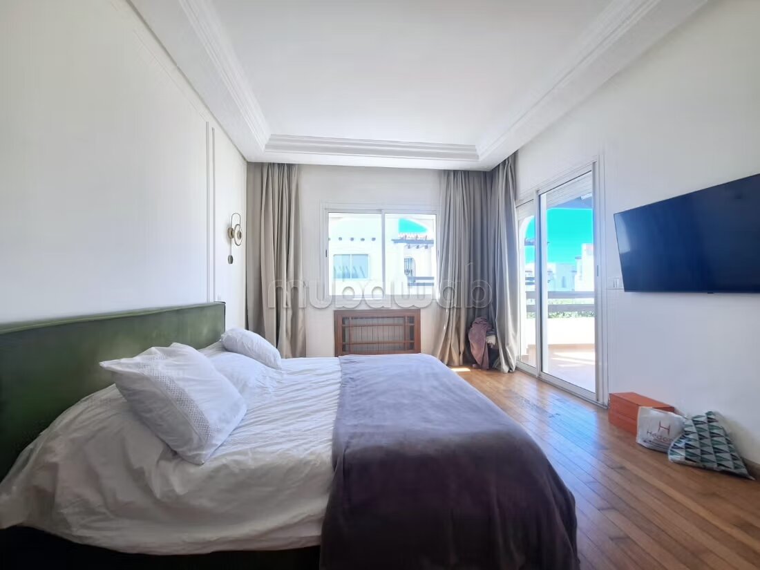 Villa 500 m² à louer à الدار البيضاء (Ain Diab) — Photo 12