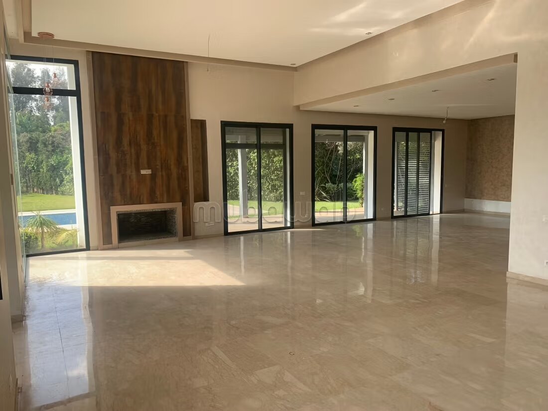 Villa 500 m² à louer à Casablanca — Photo 7