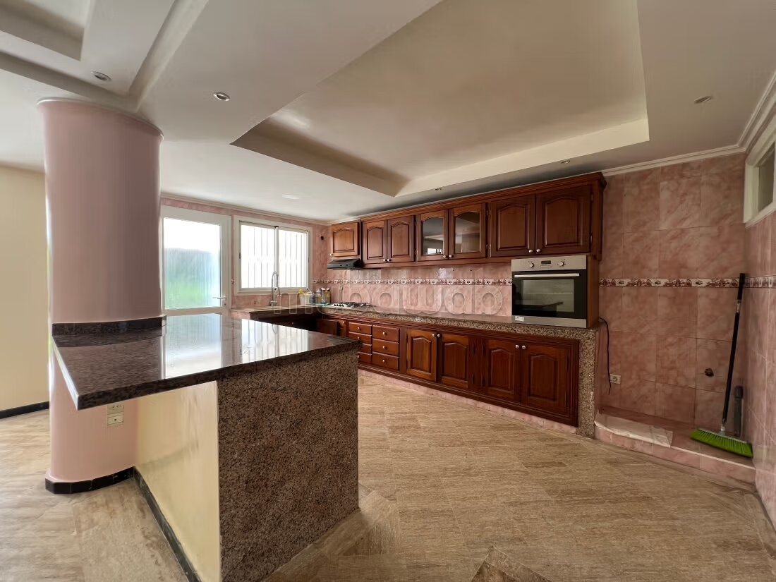 Villa 280 m² for rent in Casablanca (CIL) — Photo 17