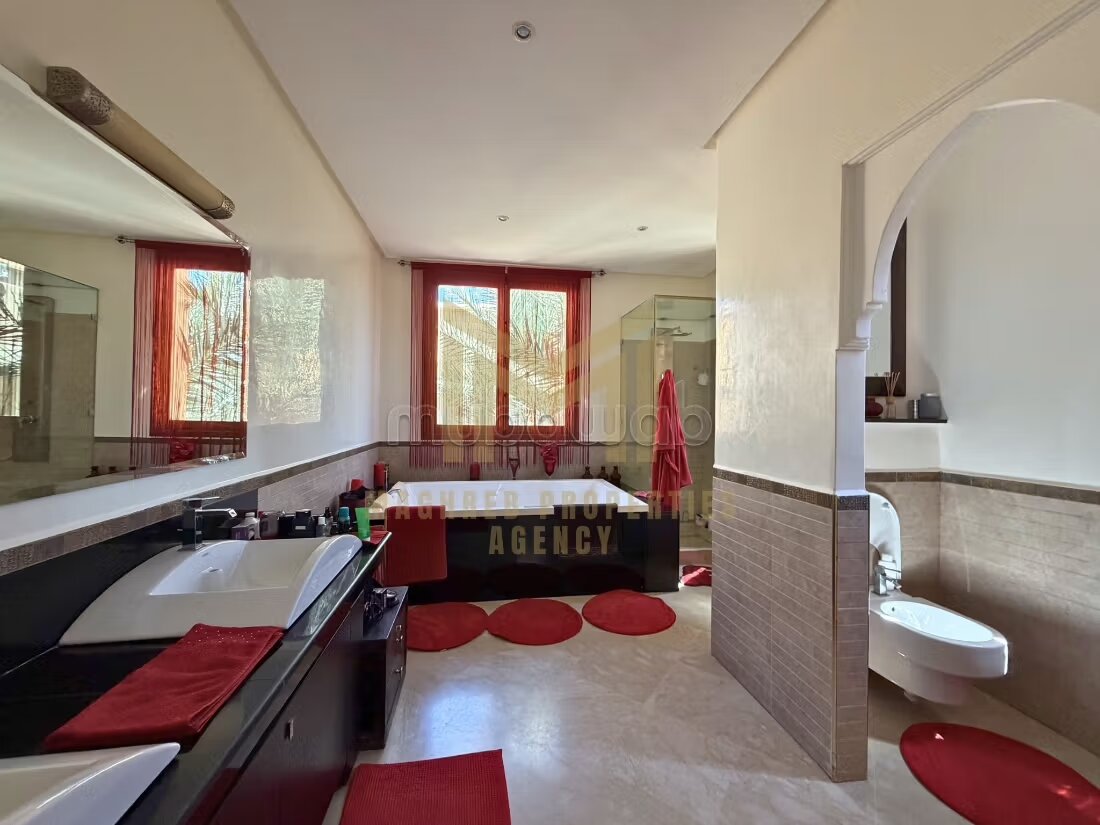 Villa 680 m² for Sale in Marrakech (Ennakhil Palmeraie) — Photo 18