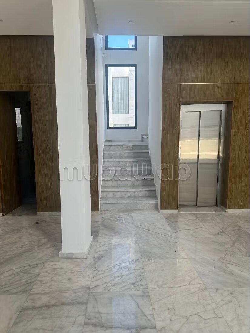 فيلا فاخرة 920 م² للبيع في المنزه — Photo 14