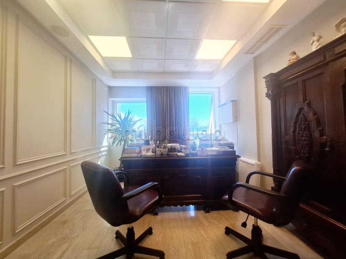 Office 65 m² for Rent in Casablanca — Photo 15