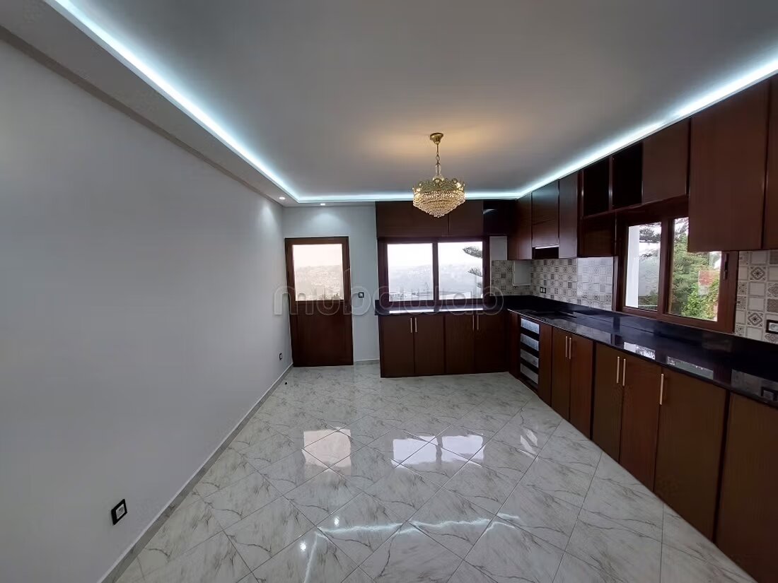 Villa 300 m² à louer à Tanger (Jbel Kbair) — Photo 16