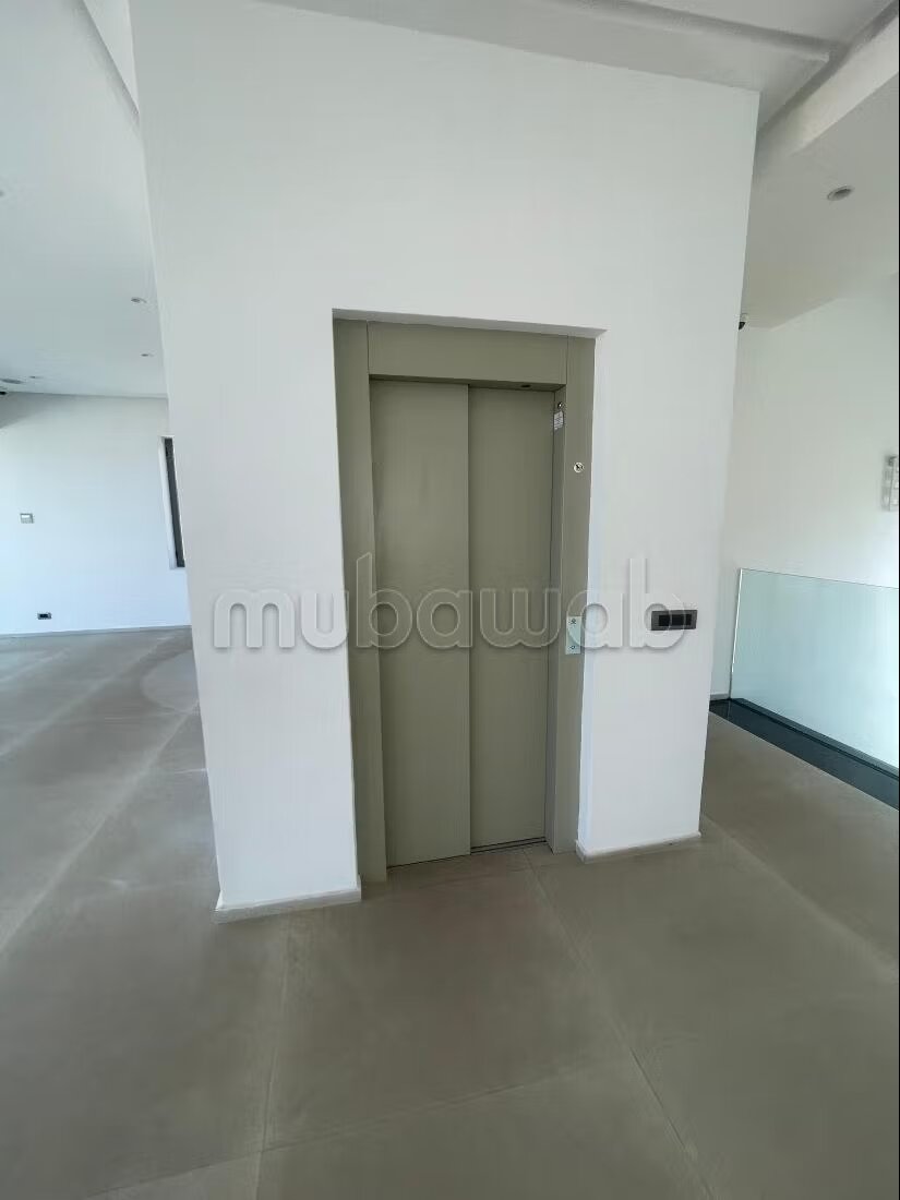 فيلا 800 م² للإيجار في الدار البيضاء — Photo 15