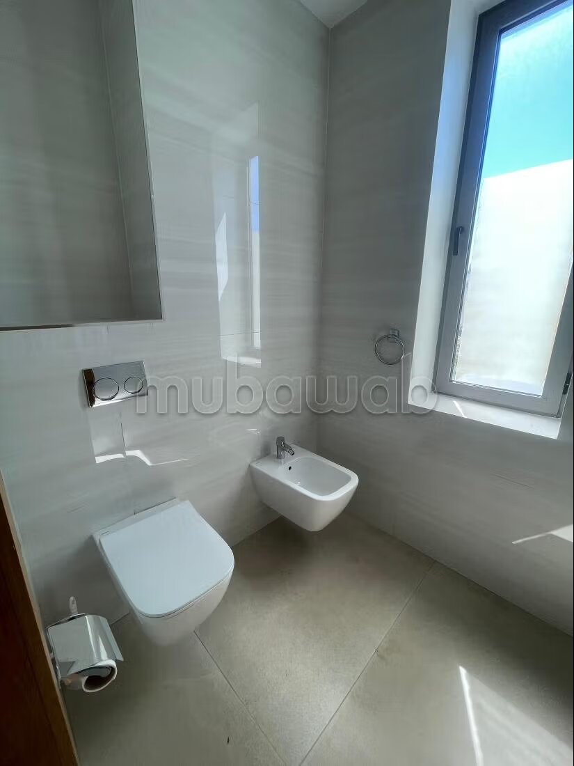 فيلا 800 م² للإيجار في الدار البيضاء — Photo 21