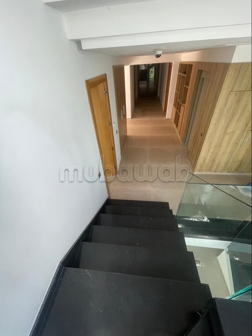 فيلا 800 م² للإيجار في الدار البيضاء — Photo 27