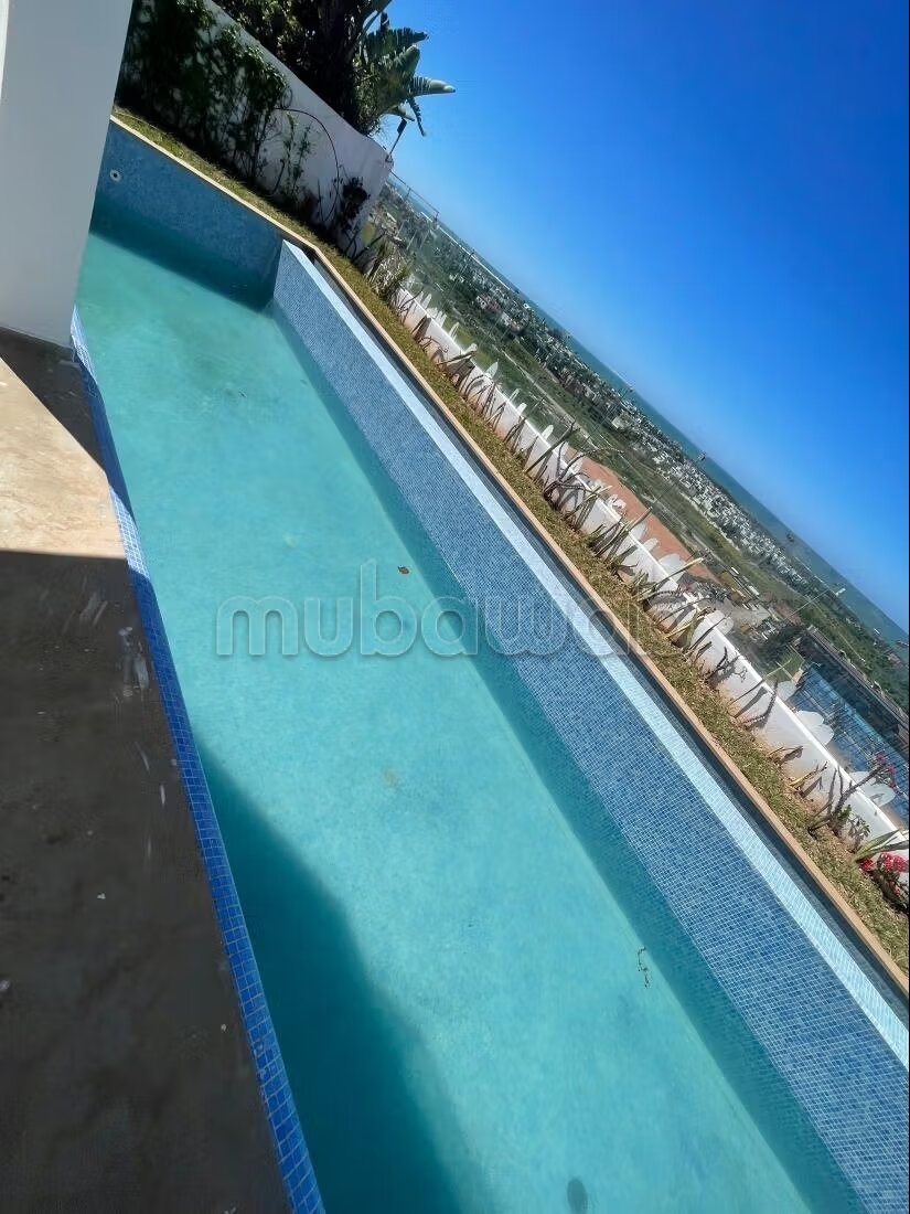 فيلا 800 م² للإيجار في الدار البيضاء — Photo 4