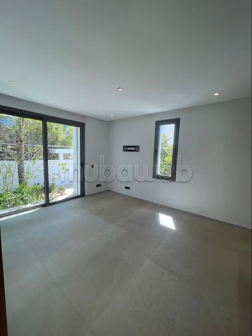 فيلا 800 م² للإيجار في الدار البيضاء — Photo 32
