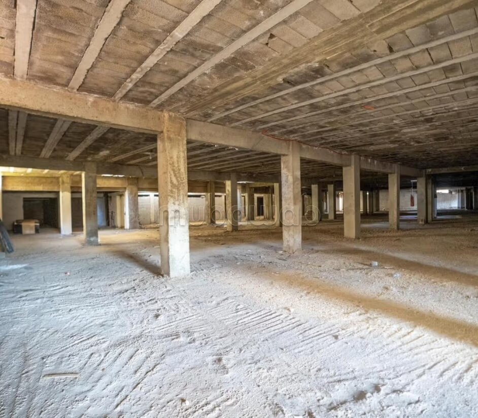 Bureau 2100 m² à vendre à Marrakech — Photo 4