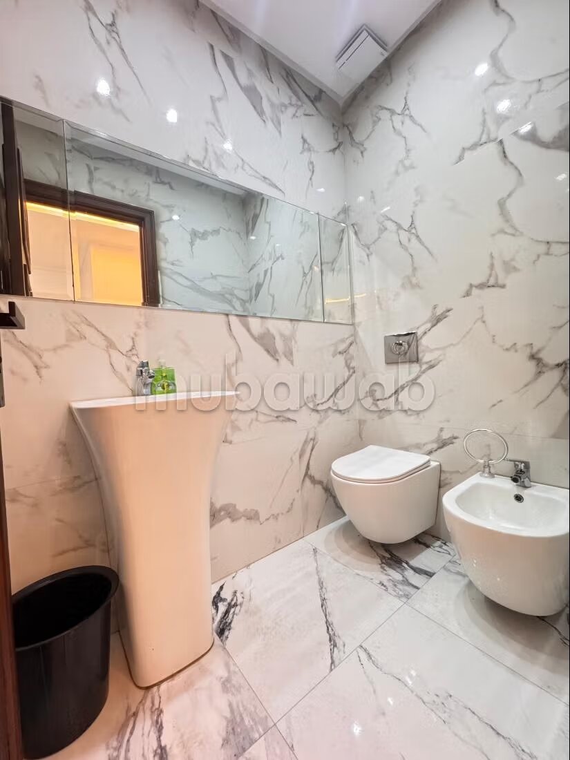 شقة 160 م² للإيجار في طنجة (حي نجمة) — Photo 14