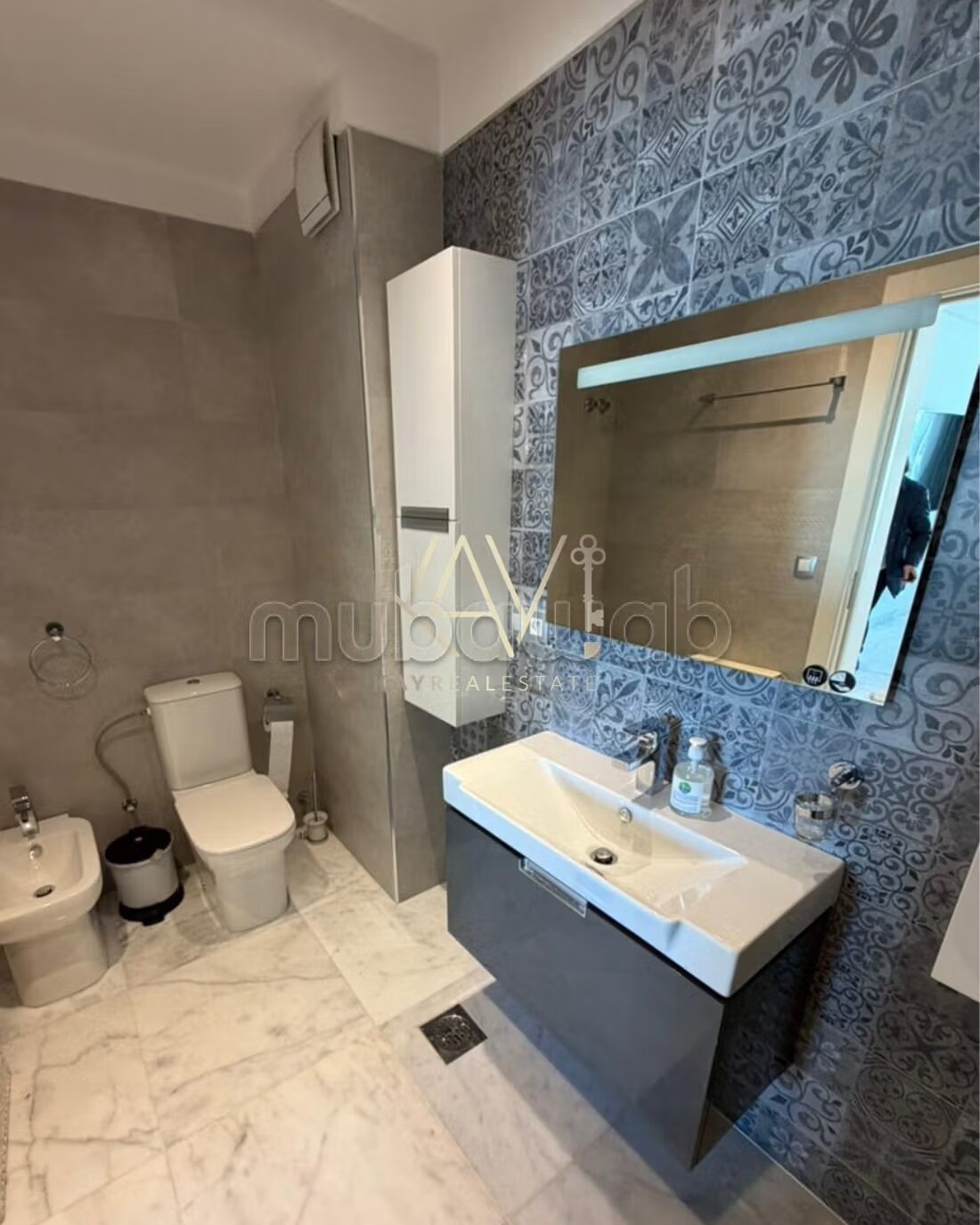 شقة 100 متر مربع للإيجار في طنجة (قريب من الشاطئ) — Photo 17